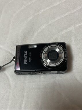 Pentax Optio M60 Compact Digital Camera - Black
